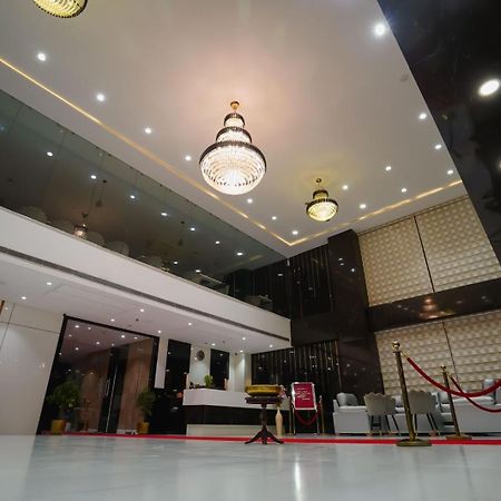Royal Bliss Hotel Patna  Ngoại thất bức ảnh