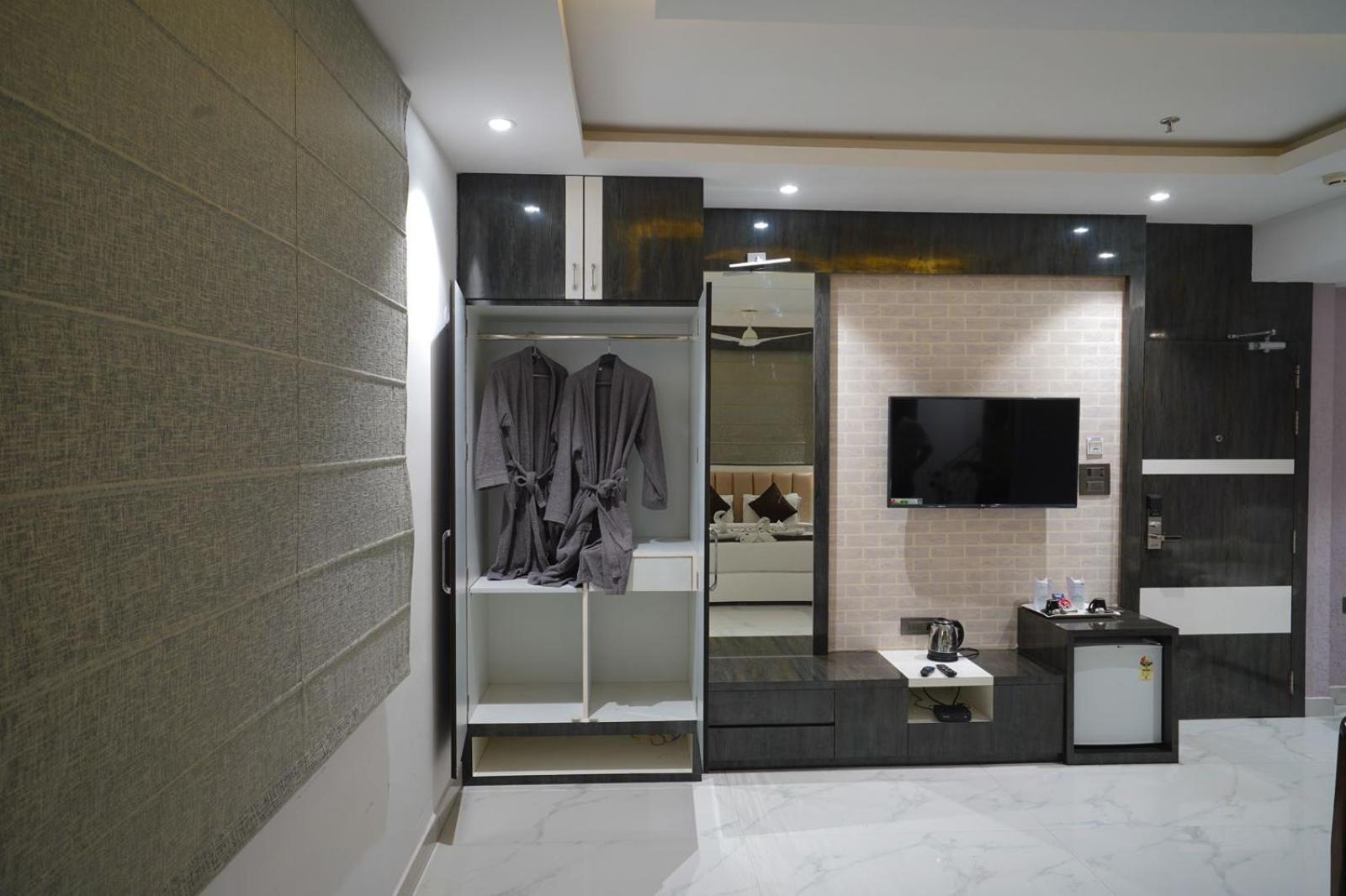 Royal Bliss Hotel Patna  Ngoại thất bức ảnh